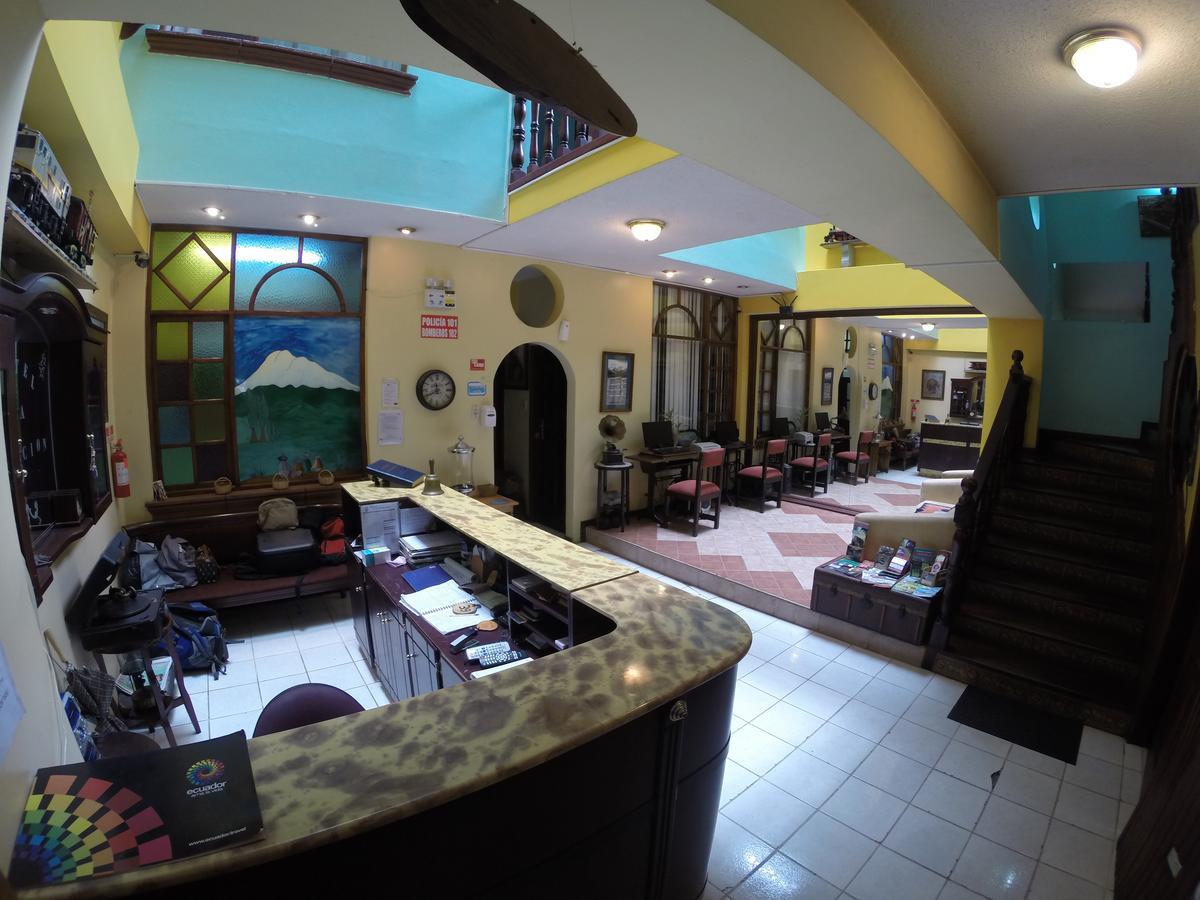 Hotel Estacion Ріобамба Екстер'єр фото