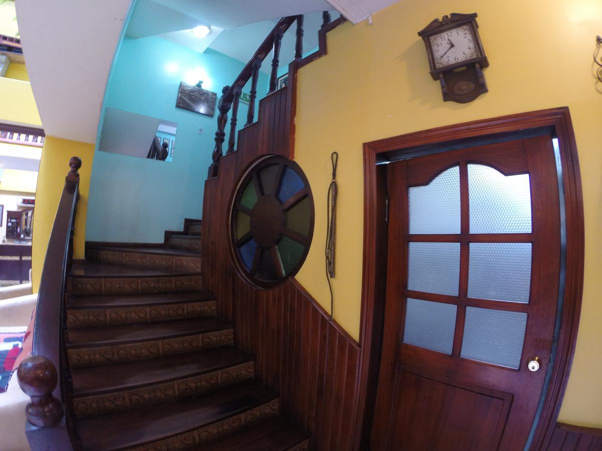 Hotel Estacion Ріобамба Екстер'єр фото